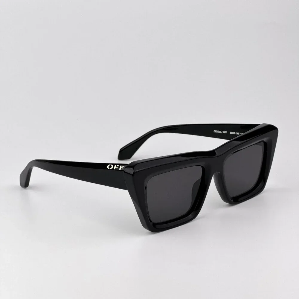 Off-White HAMPTON Men Sunglasses Black Cat Eye Frame Grey| Model OERI13L 1077